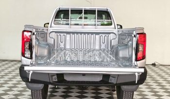 TRAVO 4TREX 4WD 2026 2.8 AT STANDARD SILVER 94341 full
