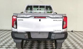 TRAVO 4TREX 4WD 2026 2.8 AT STANDARD SILVER 94341 full