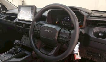 TRAVO 4TREX 4WD 2026 2.8 AT STANDARD GREY 94480 full
