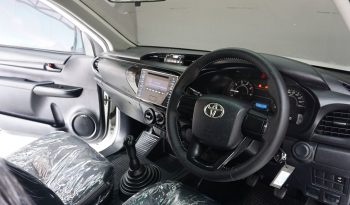 REVO 2WD 2019 2.4J MT STANDARD WHITE  9601 full