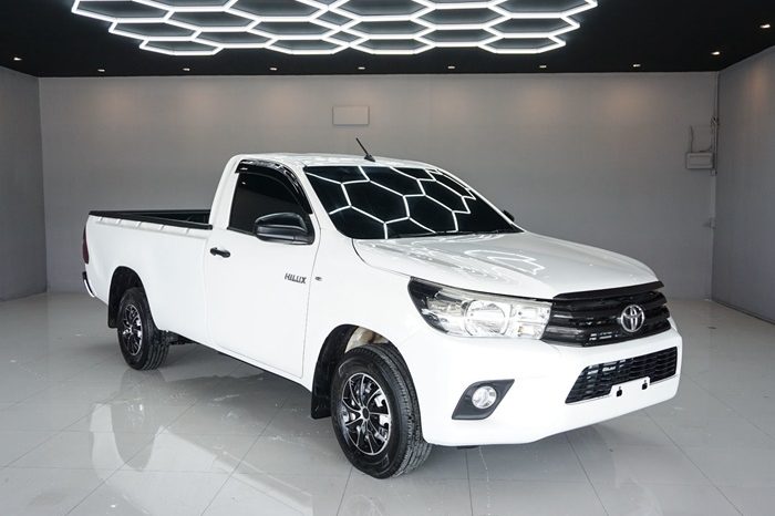REVO 2WD 2019 2.4J MT STANDARD WHITE  9601 full