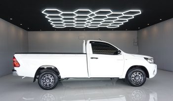 REVO 2WD 2019 2.4J MT STANDARD WHITE  9601 full