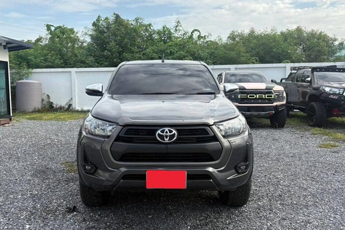 REVO PRE 2020 2.4 ENTRY AT DOUBLE CAB DARK GREY 4060 full