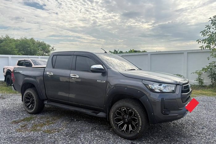 REVO PRE 2020 2.4 ENTRY AT DOUBLE CAB DARK GREY 4060 full