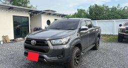 REVO PRE 2020 2.4 ENTRY AT DOUBLE CAB DARK GREY 4060