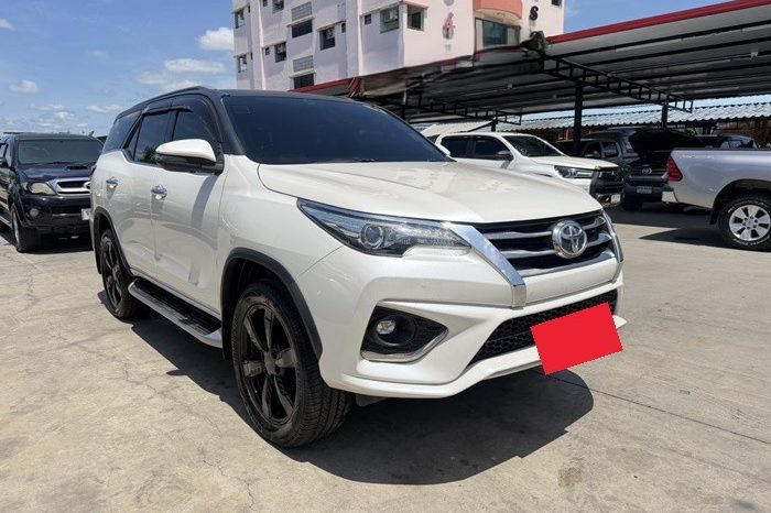 TOYOTA 4WD 2019 2.8V AT FORTUNER WHITE  5431 full