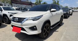 TOYOTA 4WD 2019 2.8V AT FORTUNER WHITE  5431