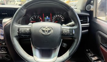 TOYOTA 4WD 2019 2.8V AT FORTUNER WHITE  5431 full
