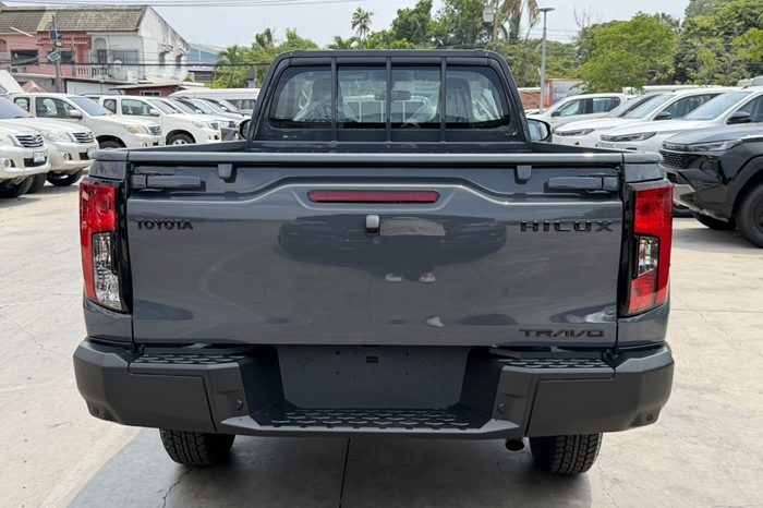 TRAVO 4TREX 4WD 2026 2.8 AT STANDARD GREY 93759 full