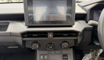 TRAVO 4TREX 4WD 2026 2.8 AT STANDARD GREY 93759 full