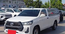 REVO 2WD 2021 2.4 ENTRY MT STANDARD WHITE  6168