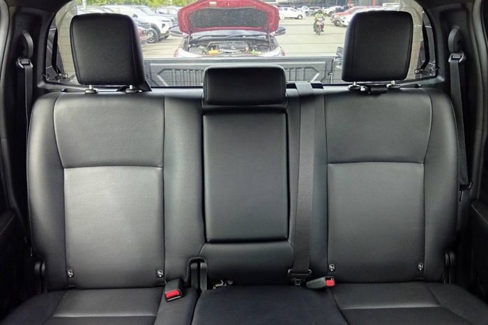 ROCCO 4WD 2019 2.8G AT DOUBLE CAB BLACK 7709 full