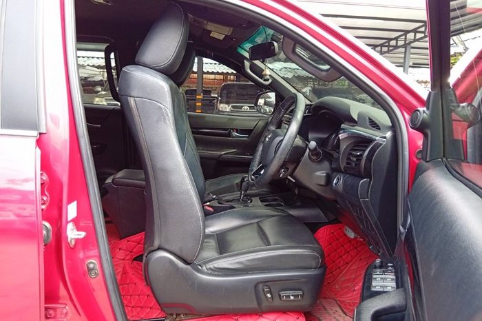 ROCCO 4WD 2020 2.8G AT DOUBLE CAB RED 5308 full