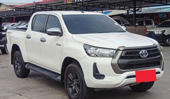 REVO PRE 2020 2.4 ENTRY AT DOUBLE CAB WHITE  512 full