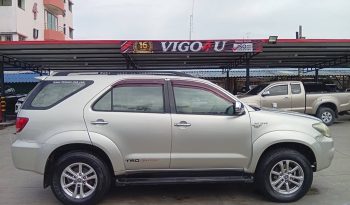 TOYOTA 4WD 2005 2.7V AT FORTUNER SILVER  5391 full