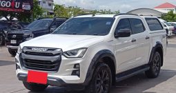 ISUZU 4WD 2022 3.0 AT DOUBLE CAB WHITE  4028