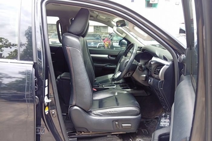 REVO 4WD 2021 2.8 HIGHT AT DOUBLE CAB BLACK  8286 full