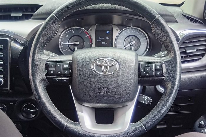 REVO 4WD 2021 2.8 HIGHT AT DOUBLE CAB BLACK  8286 full