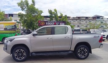 REVO 4WD 2021 2.4 MID MT DOUBLE CAB SILVER 2282 full