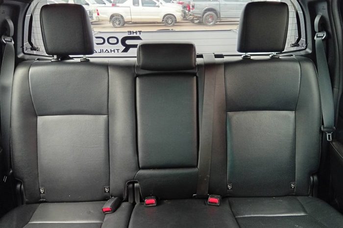 ROCCO 4WD 2019 2.8G AT DOUBLE CAB SILVER 2008 full