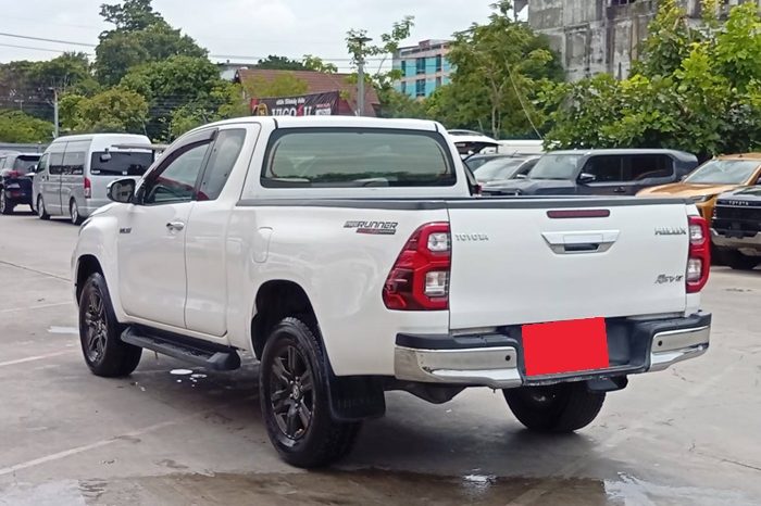 REVO PRE 2021 2.4 ENTRY AT SMART CAB WHITE  9936 full