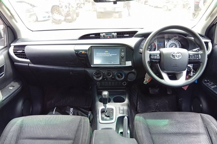 REVO PRE 2021 2.4 ENTRY AT SMART CAB WHITE  9936 full