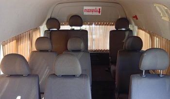 TOYOTA 2WD 2021 2.7 MT COMMUTER WHITE  5823 full