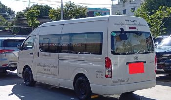 TOYOTA 2WD 2021 2.7 MT COMMUTER WHITE  5823 full