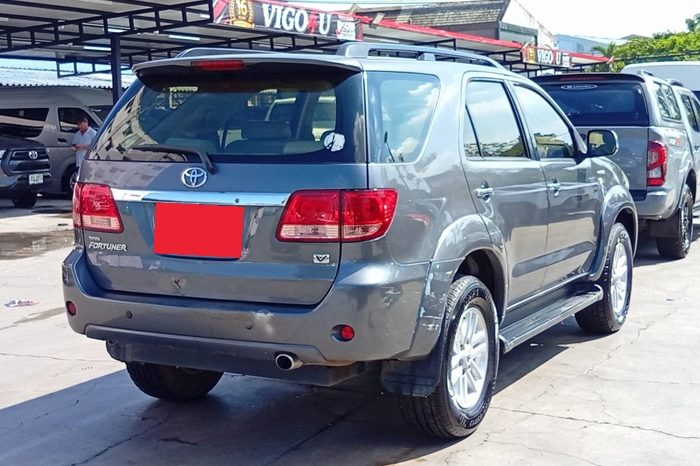TOYOTA 4WD 2010 2.7V AT FORTUNER DARK GREY 2342 full