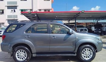 TOYOTA 4WD 2010 2.7V AT FORTUNER DARK GREY 2342 full