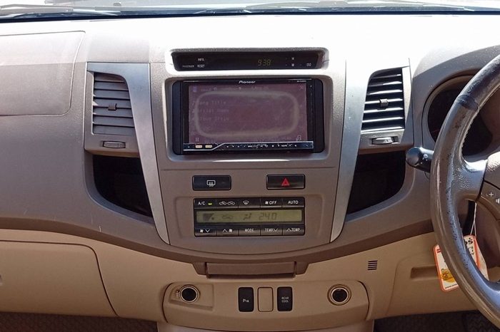TOYOTA 4WD 2010 2.7V AT FORTUNER DARK GREY 2342 full
