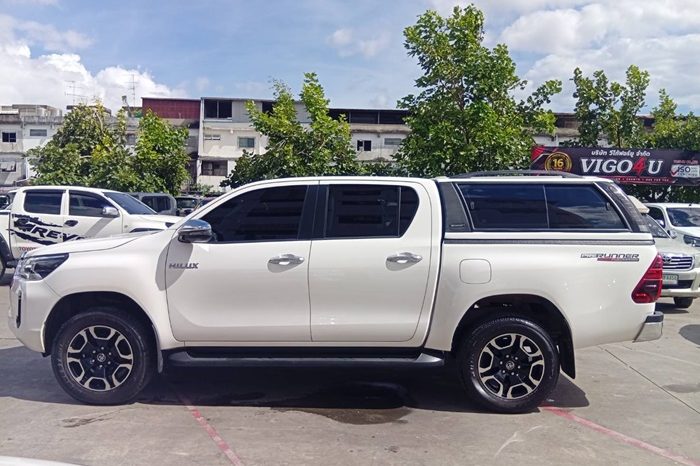REVO PRE 2021 2.4 MID AT DOUBLE CAB WHITE 2531 full