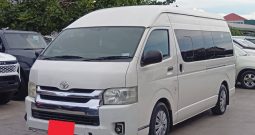 TOYOTA 2WD 2019 2.7 MT COMMUTER WHITE  1159