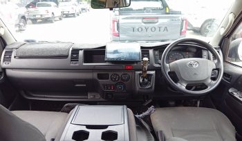 TOYOTA 2WD 2019 2.7 MT COMMUTER WHITE  1159 full