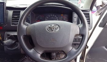 TOYOTA 2WD 2019 2.7 MT COMMUTER WHITE  1159 full