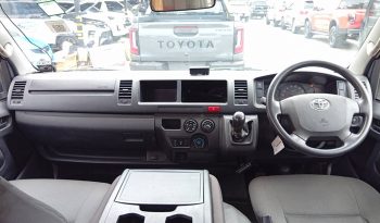 TOYOTA 2WD 2019 2.7 MT COMMUTER WHITE  3092 full