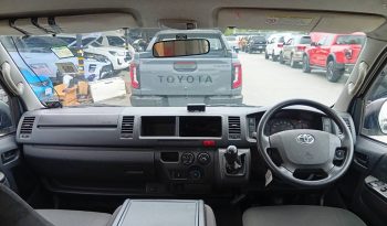 TOYOTA 2WD 2019 2.7 MT COMMUTER WHITE  3092 full