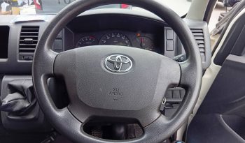 TOYOTA 2WD 2019 2.7 MT COMMUTER WHITE  3092 full