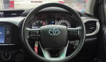 REVO PRE 2022 2.4 ENTRY AT DOUBLE CAB WHITE  5086 full