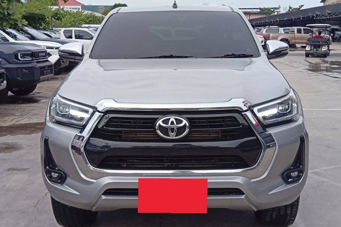REVO 4WD 2022 2.4 MID MT SMART CAB SILVER  4813 full