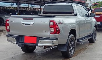 REVO 4WD 2022 2.4 MID MT SMART CAB SILVER  4813 full