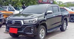 REVO PRE 2019 2.4E AT DOUBLE CAB BLACK  2105