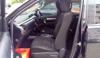 REVO PRE 2019 2.4E AT DOUBLE CAB BLACK  2105 full