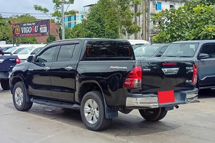 REVO PRE 2019 2.4E AT DOUBLE CAB BLACK  2105 full
