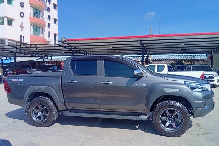 REVO PRE 2023 2.4 MID AT DOUBLE CAB DARK GREY 845 full