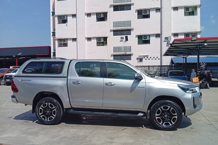 REVO PRE 2020 2.4 HIGHT AT DOUBLE CAB SILVER  4062 full