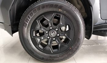 TRAVO OVERLAND PLUS 4WD 2026 2.8 AT DOUBLE CAB GREY  25611 full