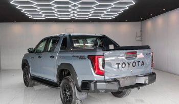 TRAVO OVERLAND PLUS 4WD 2026 2.8 AT DOUBLE CAB GREY  25611 full