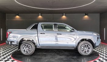 TRAVO OVERLAND PLUS 4WD 2026 2.8 AT DOUBLE CAB GREY  25451 full