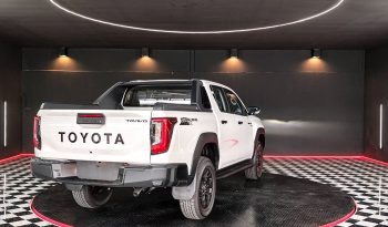 TRAVO OVERLAND PLUS 4WD 2026 2.8 AT DOUBLE CAB WHITE  24794 full